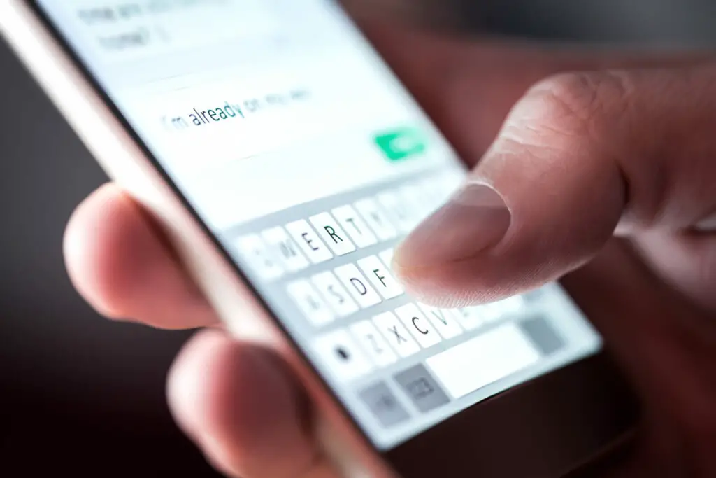 Text Messages Taking a Long Time to Send Android